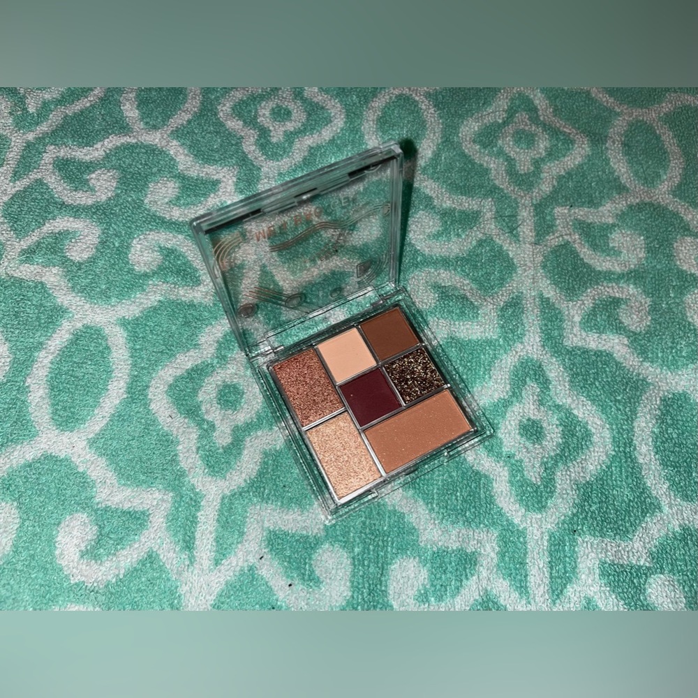 Eyeshadow Palette